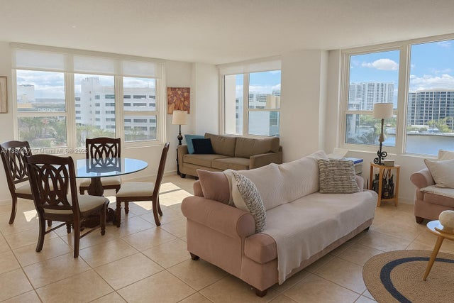 2 of 23 - 3505 S Ocean Dr 601, Hollywood, FL