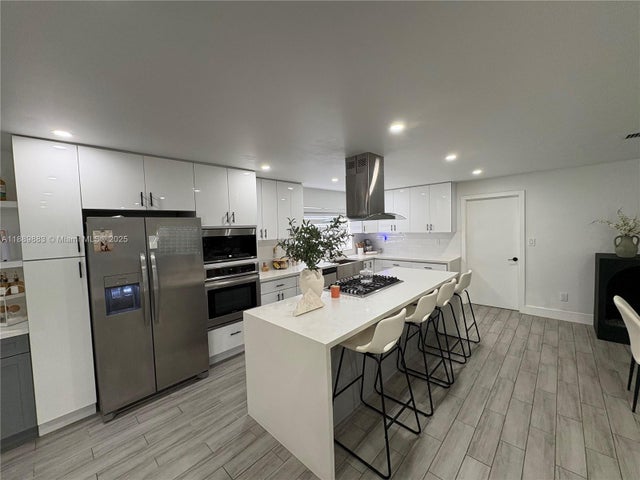 5 of 22 - 12920 Sw 81 St, Miami, FL