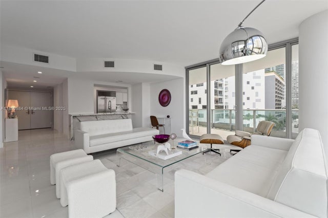 1331 Brickell Bay Dr 502, Miami