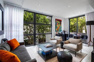 Photo of Listing #A11889537