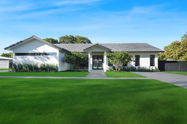 1 of 29 - 8765 Sw 175th St, Palmetto Bay, FL