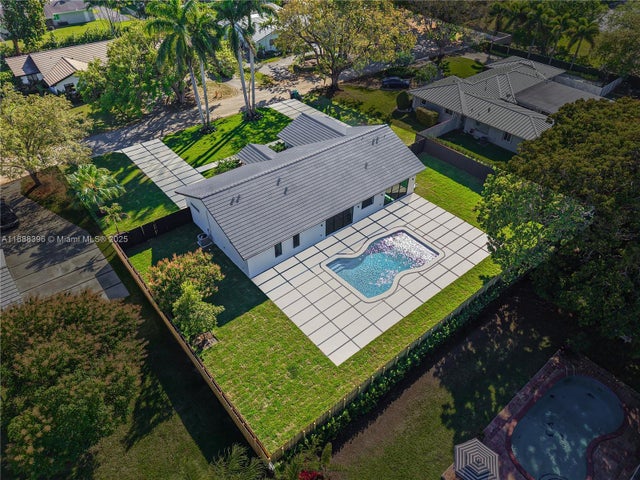 2 of 29 - 8765 Sw 175th St, Palmetto Bay, FL