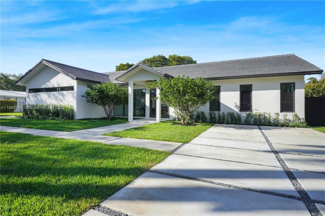 3 of 29 - 8765 Sw 175th St, Palmetto Bay, FL