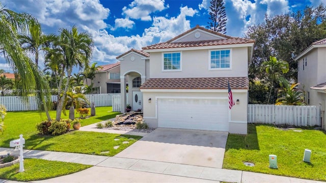 1 of 72 - 1061 Nw 190th Ave, Pembroke Pines, FL