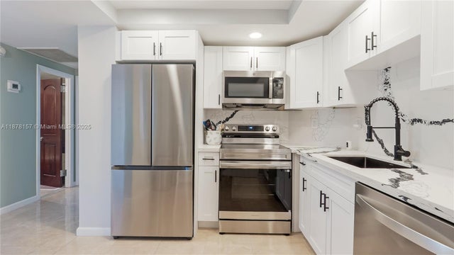 3 of 45 - 500 Bayview Dr 732, Sunny Isles Beach, FL