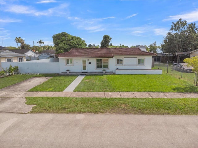 2 of 46 - 15265 Sw 100th Ct, Miami, FL