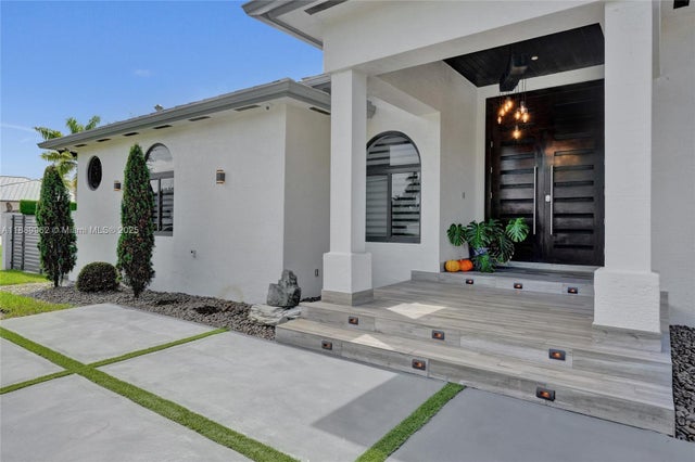 3 of 44 - 2600 Sw 128th Ct, Miami, FL
