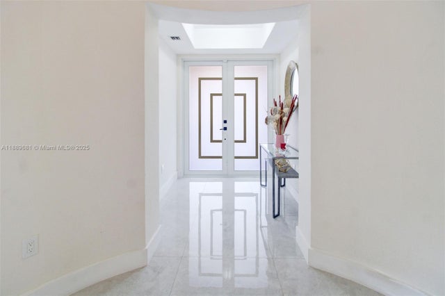 3 of 40 - 15445 Sw 26th Ter, Miami, FL