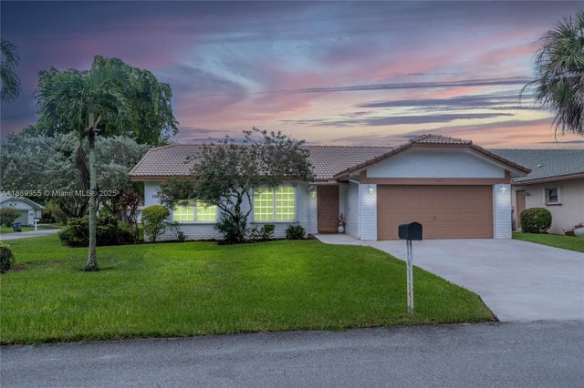 3 of 40 - 7747 Cloverfield Cir, Boca Raton, FL