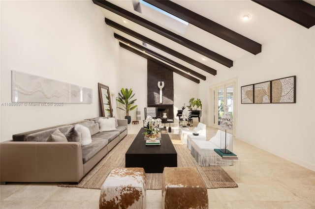 5 of 25 - 14200 Farmer Rd, Palmetto Bay, FL