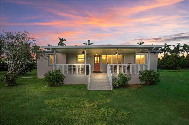 3 of 40 - 16530 Sw 232nd St, Miami, FL