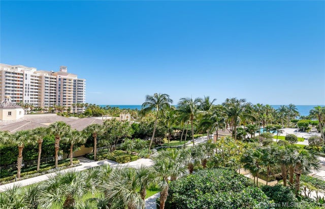 1 of 38 - 799 Crandon Blvd 607, Key Biscayne, FL