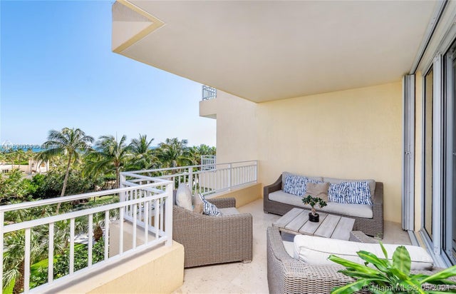4 of 38 - 799 Crandon Blvd 607, Key Biscayne, FL