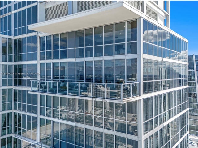 2 of 27 - 1100 Biscayne Blvd 6307, Miami, FL