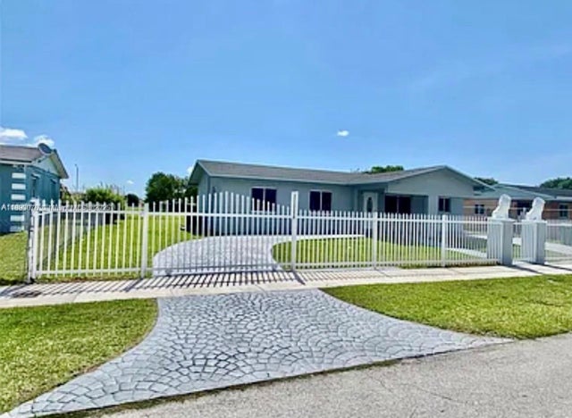 2 of 21 - 22535 Sw 113th Ct, Miami, FL