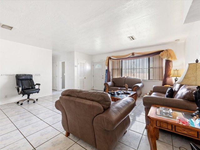 2 of 7 - 16815 Nw 38th Ct, Miami Gardens, FL