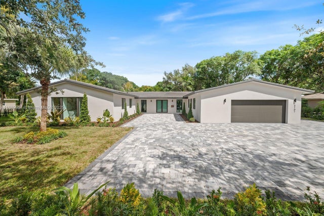 1 of 40 - 15101 Sw 87th Ave, Palmetto Bay, FL