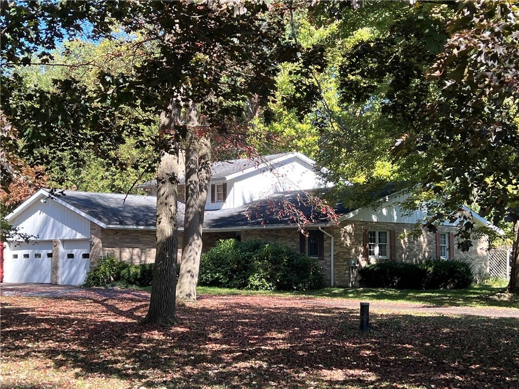 123 Longwell Drive, Pine