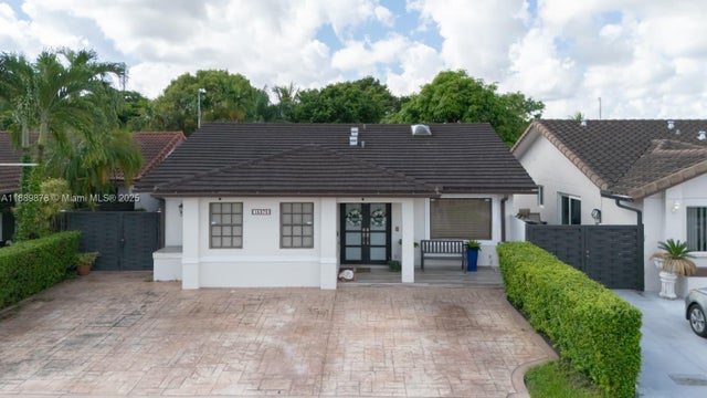 4 of 40 - 15076 Sw 63rd Ter, Miami, FL