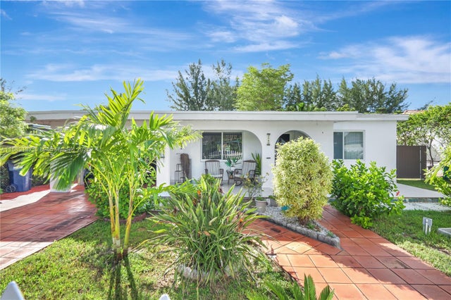 3 of 23 - 2580 Sw 69th Ave, Miami, FL