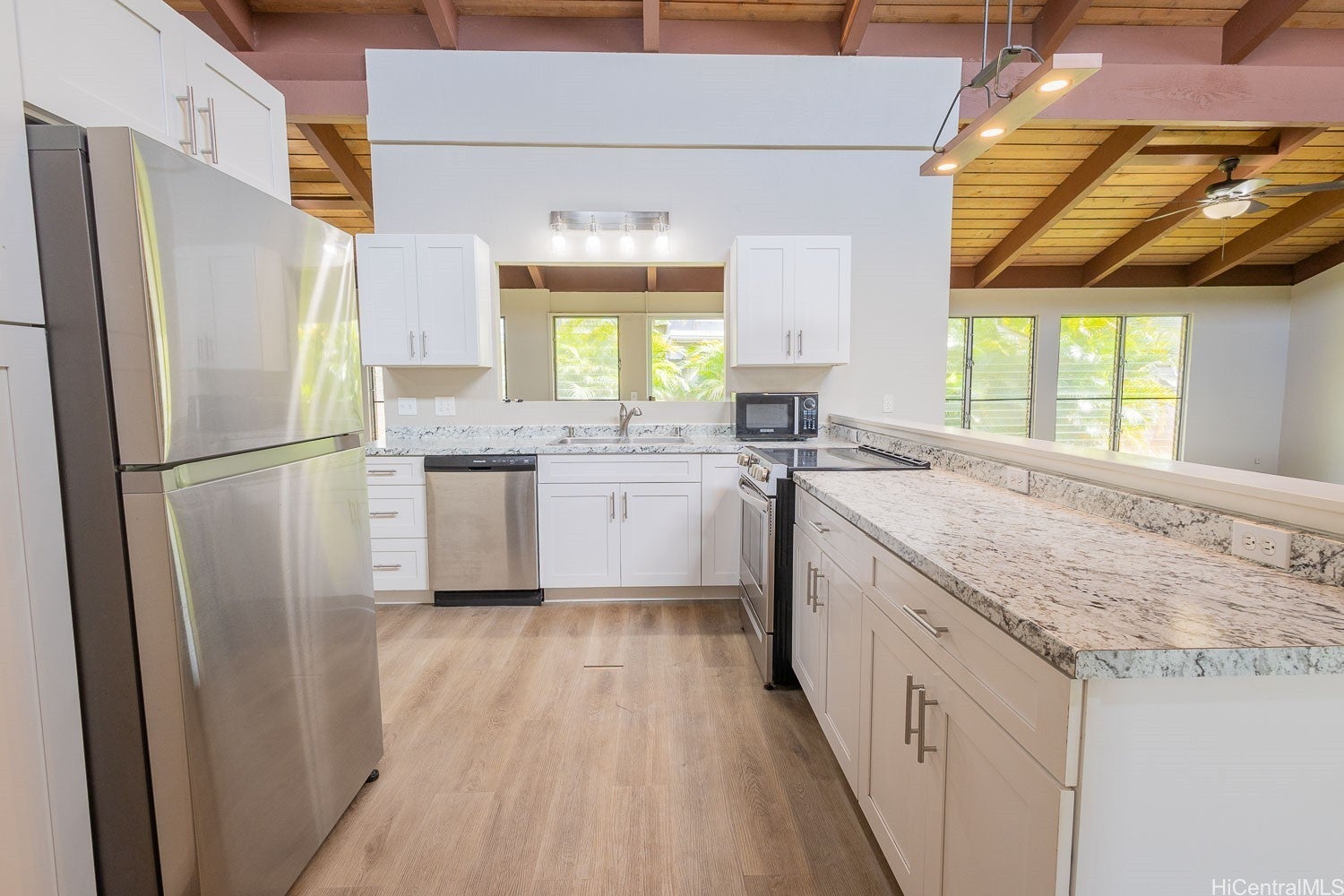 Photo of Listing #202521816