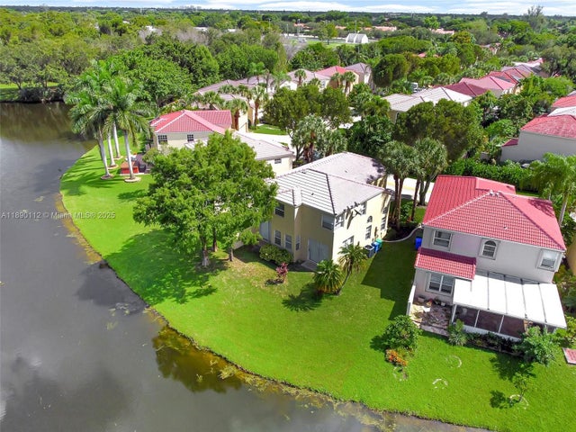 4 of 51 - 8713 Nw 6th Ct, Coral Springs, FL