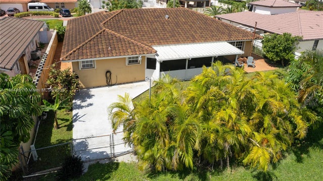 5 of 70 - 419 Sw 136th Pl, Miami, FL