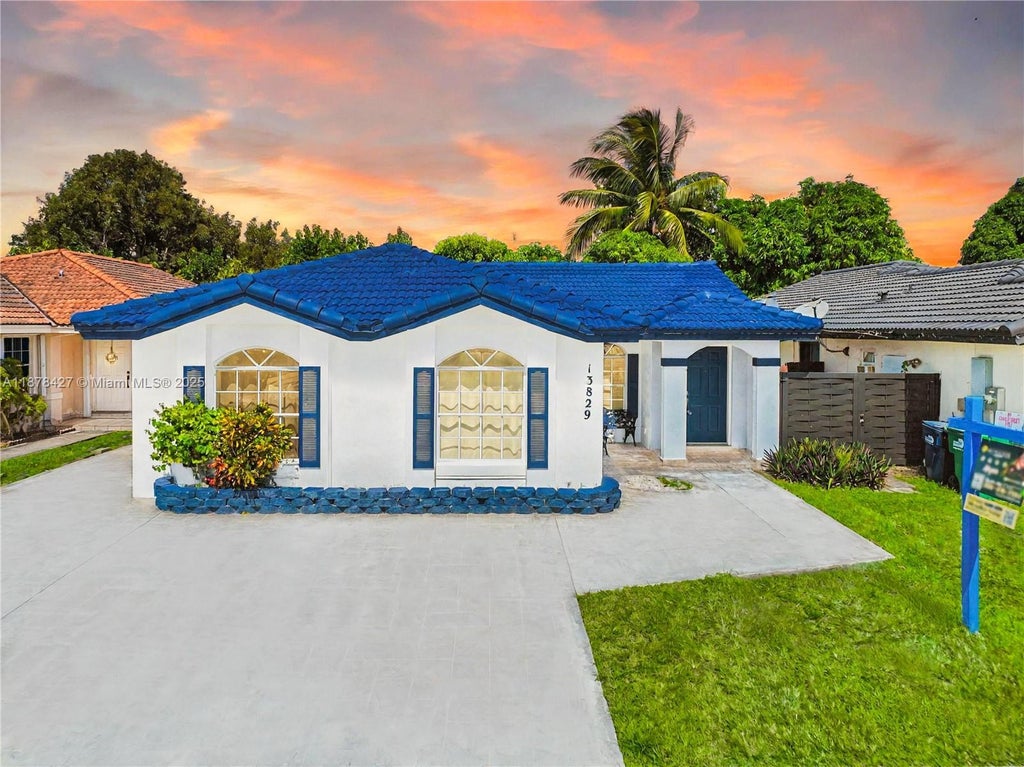 13829 Sw 157th Ter, Miami