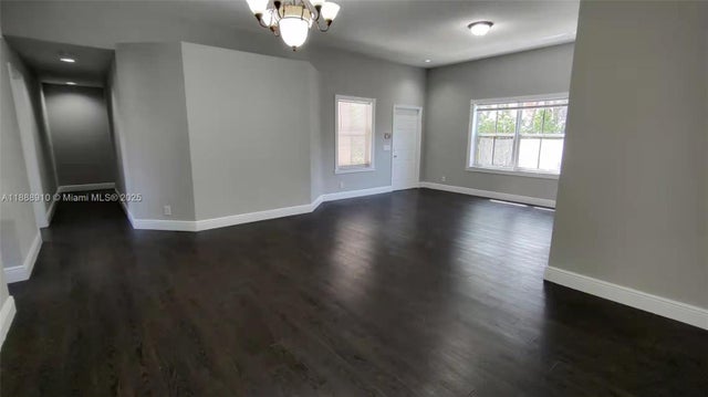 4 of 37 - 675 Maplewood Ct, Weston, FL