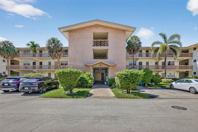 1 of 30 - 1355 Ne 167th St 214, Miami, FL
