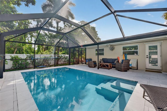 5 of 33 - 839 Sw 16th St, Fort Lauderdale, FL
