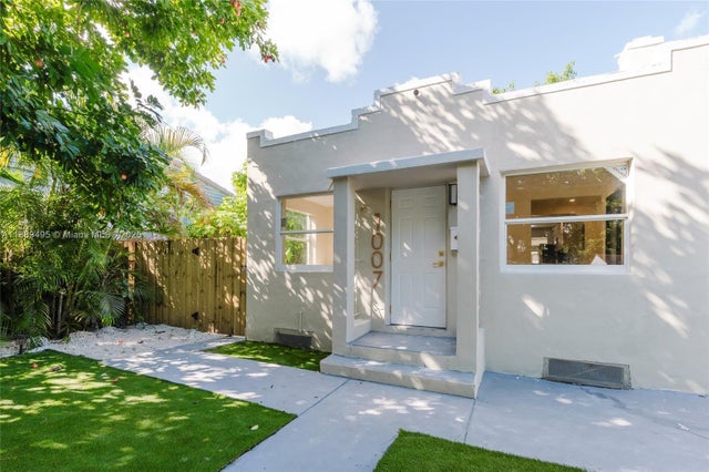 1 of 33 - 1007 Nw 120th St, North Miami, FL