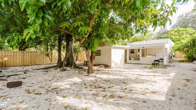 4 of 33 - 1007 Nw 120th St, North Miami, FL