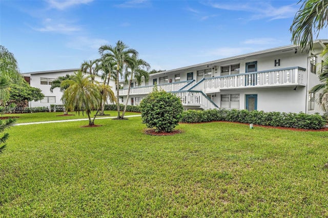 1 of 35 - 160 Markham H 160, Deerfield Beach, FL