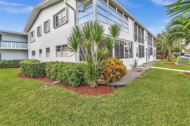 3 of 35 - 160 Markham H 160, Deerfield Beach, FL