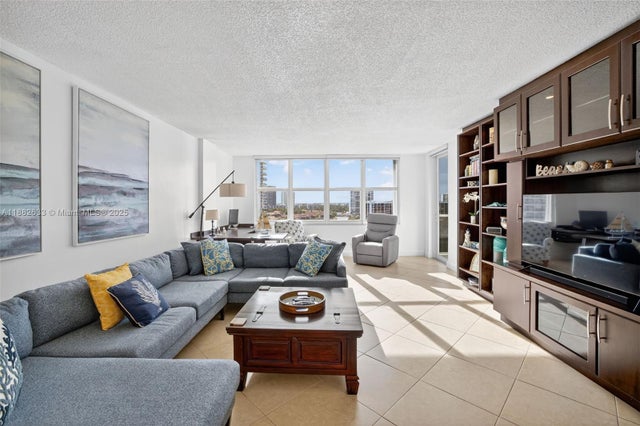 4 of 77 - 3725 S Ocean Dr 1127, Hollywood, FL