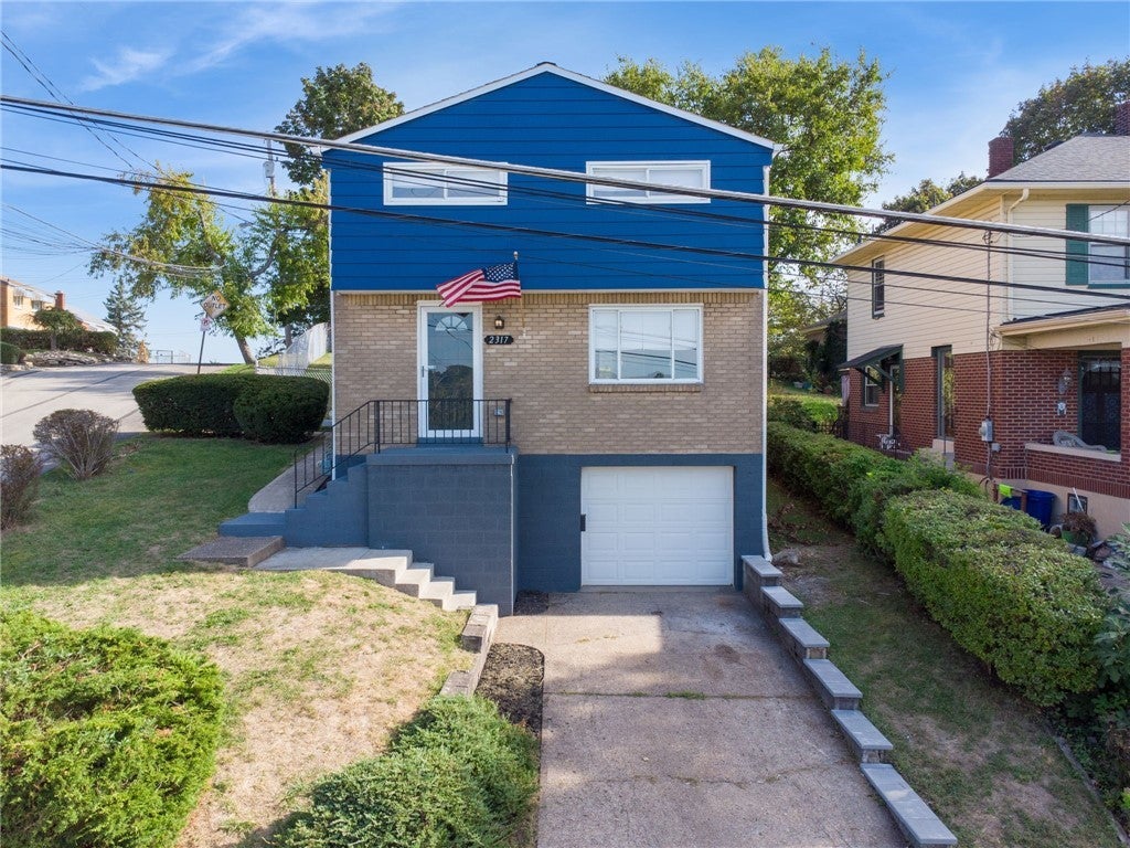 2317 Parklyn Street, Overbrook