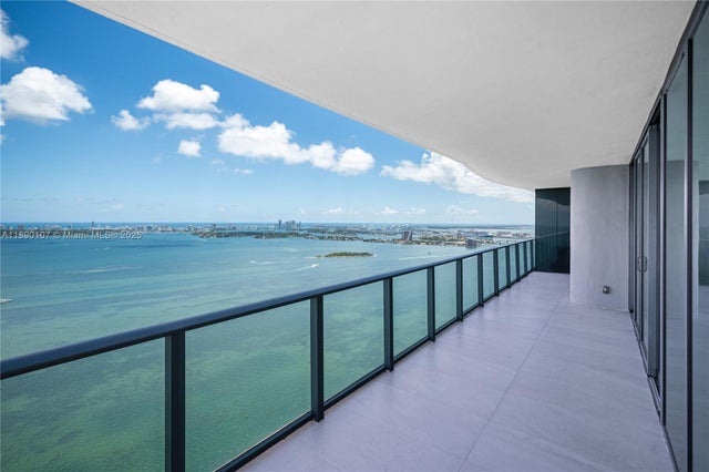 1 of 35 - 3131 Ne 7th Ave 4706, Miami, FL