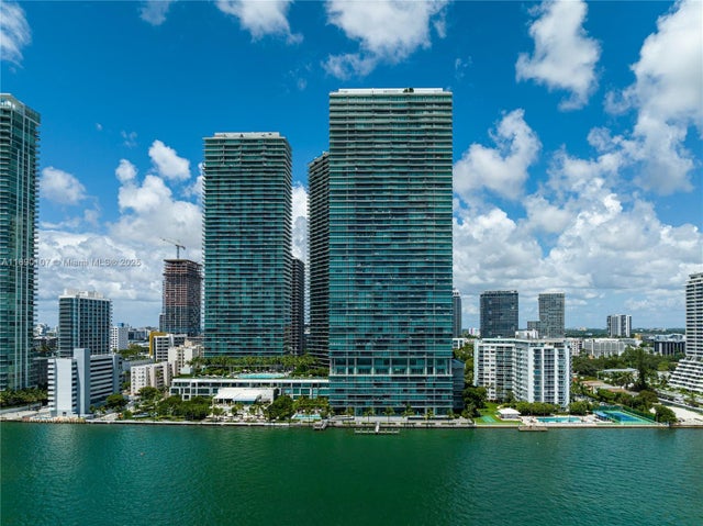 2 of 35 - 3131 Ne 7th Ave 4706, Miami, FL