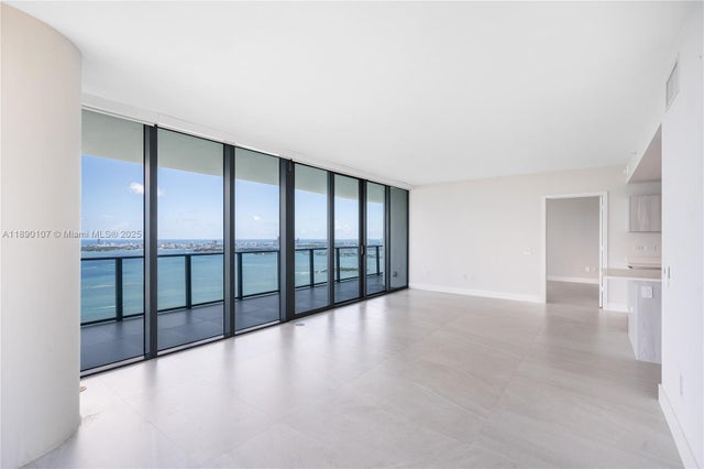 4 of 35 - 3131 Ne 7th Ave 4706, Miami, FL