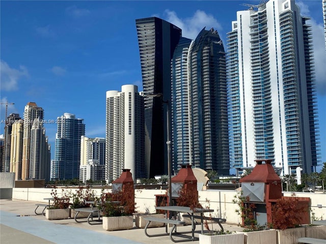 1 of 24 - 16919 N Bay Rd 919, Sunny Isles Beach, FL