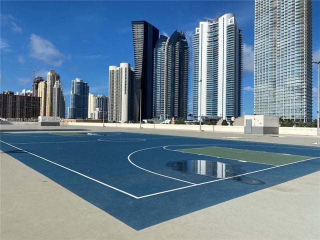 2 of 24 - 16919 N Bay Rd 919, Sunny Isles Beach, FL