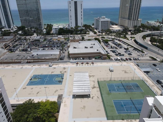 4 of 24 - 16919 N Bay Rd 919, Sunny Isles Beach, FL