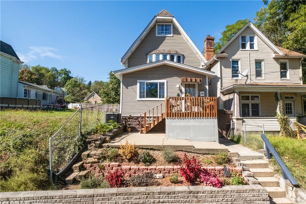 722 Fairston, Crafton Heights