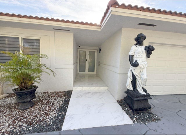 1 of 30 - 16841 Nw 80th Ct, Miami Lakes, FL
