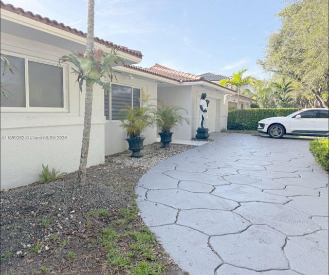 3 of 30 - 16841 Nw 80th Ct, Miami Lakes, FL