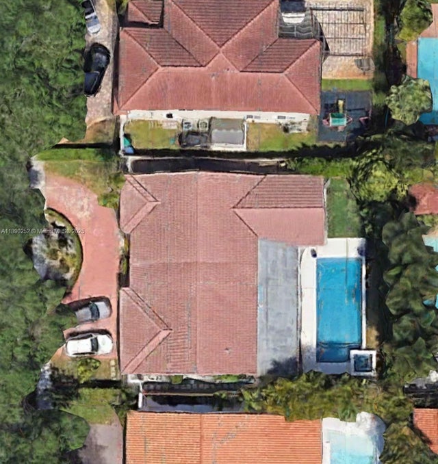 5 of 30 - 16841 Nw 80th Ct, Miami Lakes, FL