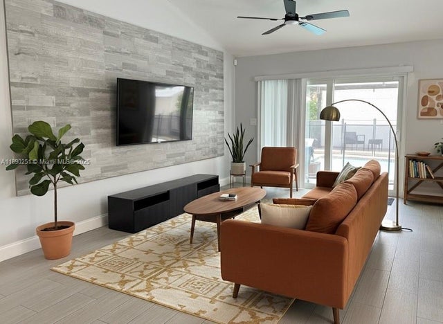 4 of 17 - 14145 Sw 100th Ter, Miami, FL