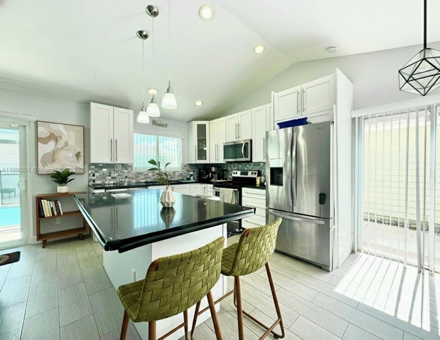 5 of 17 - 14145 Sw 100th Ter, Miami, FL