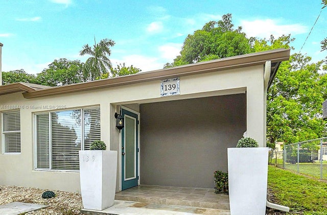 2 of 31 - 139 Sw 21st Way, Fort Lauderdale, FL